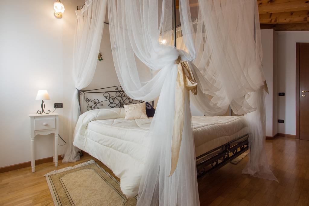 Residence Piazza Galta Vigonovo  ภายนอก รูปภาพ